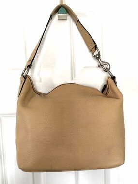COACH•vintage sarah tan hobo shoulder pebble leather bag